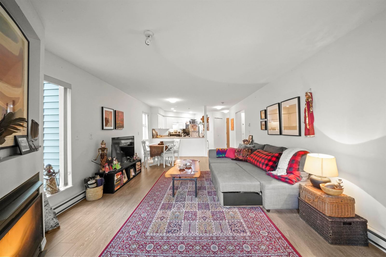 Listing Image 13