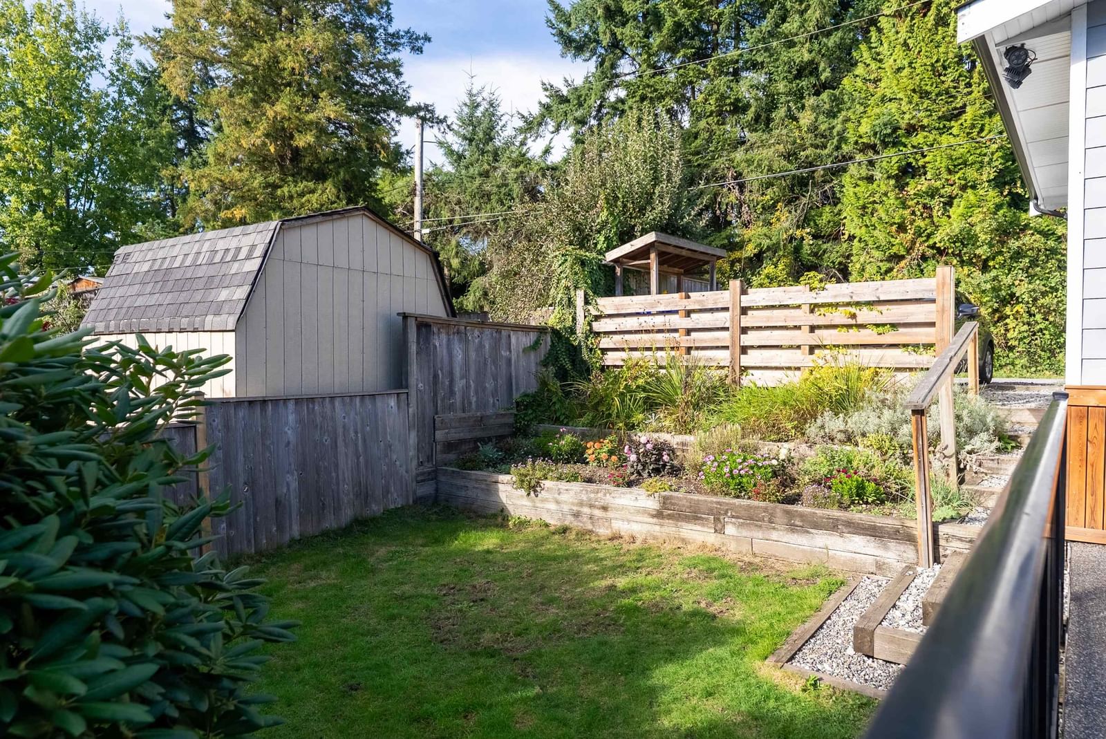 Listing Image 32