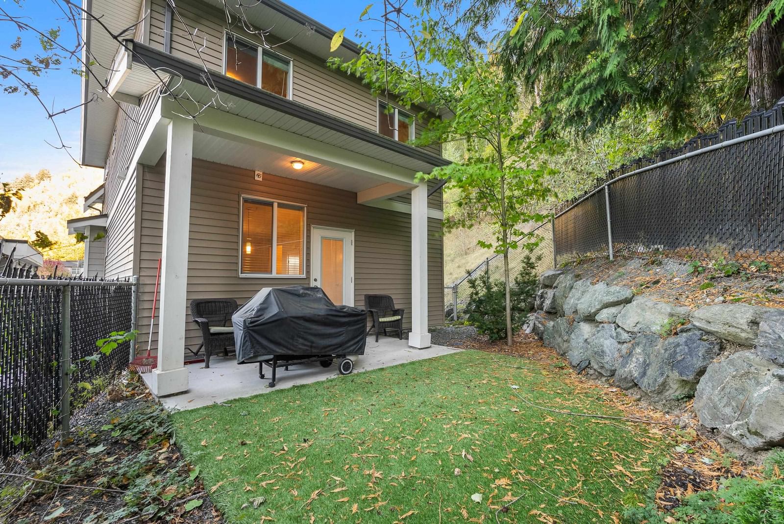 Listing Image 15