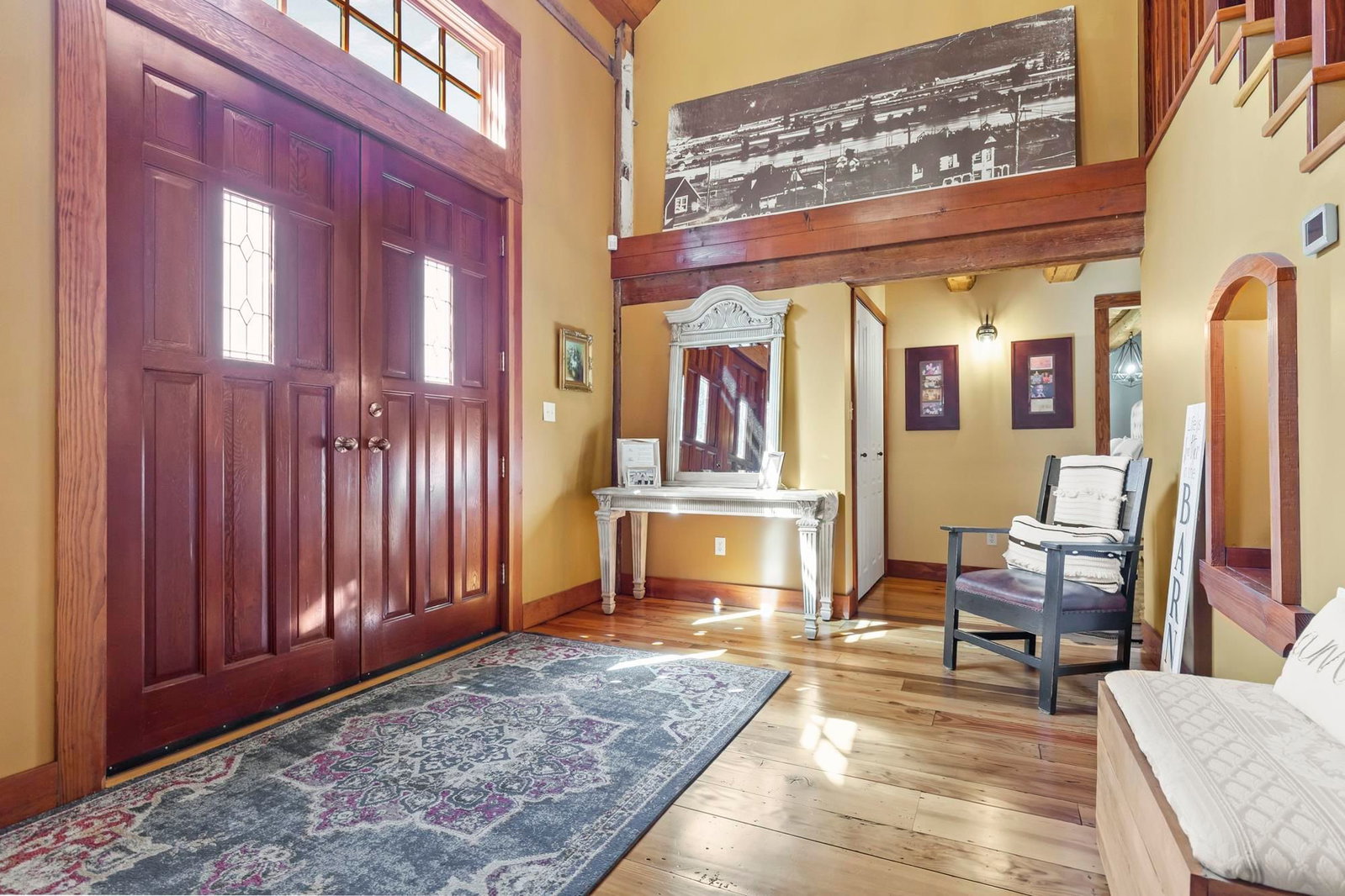 Listing Image 4