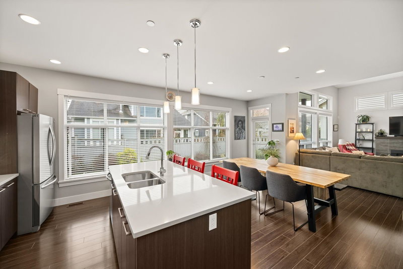 4676 Blue Heron Way, Tsawwassen, V4M 0A8 | Image 2