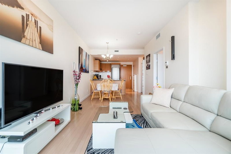 825 - 8080 Cambie Road, Richmond, V7E 2C2 | Image 3