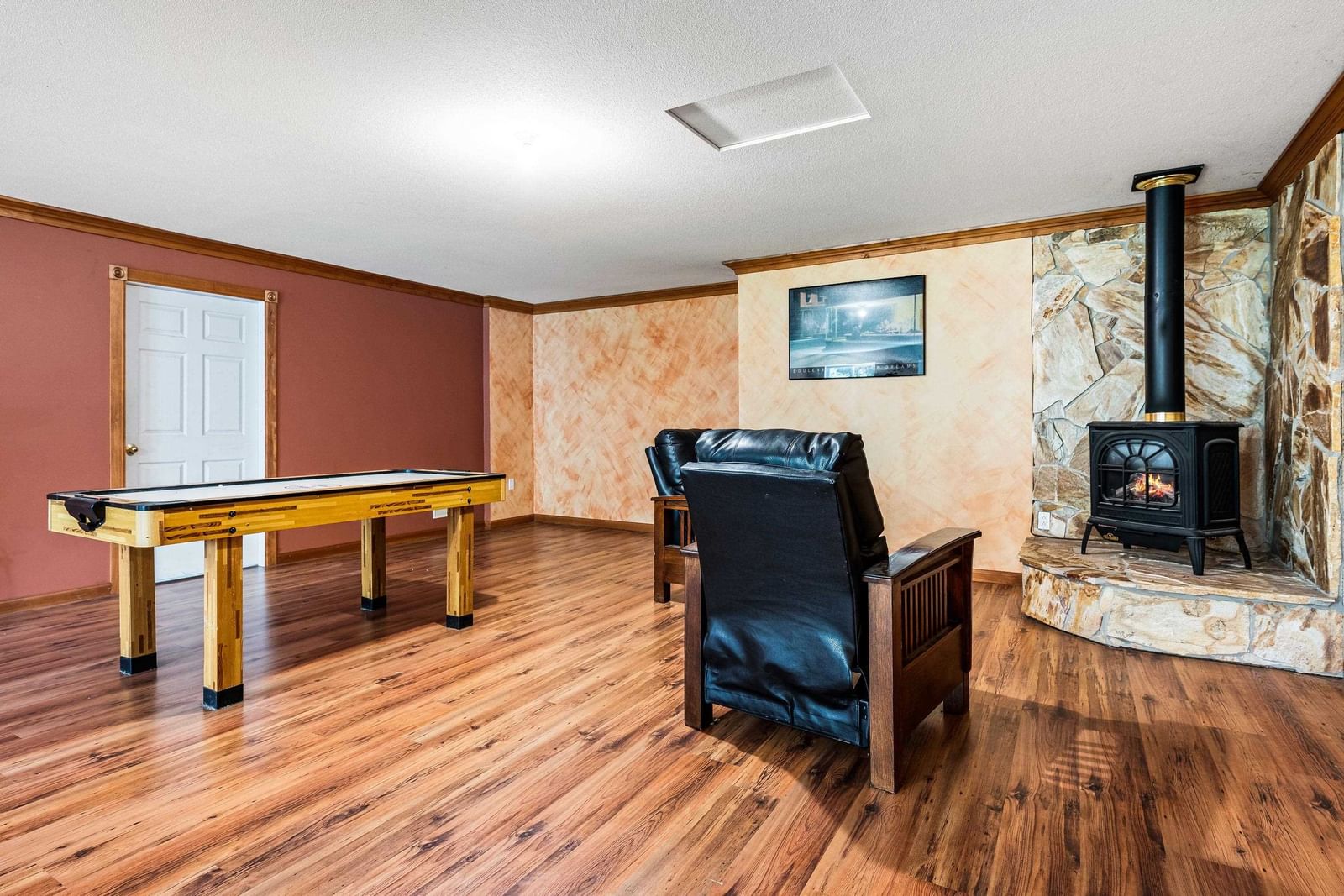 Listing Image 30