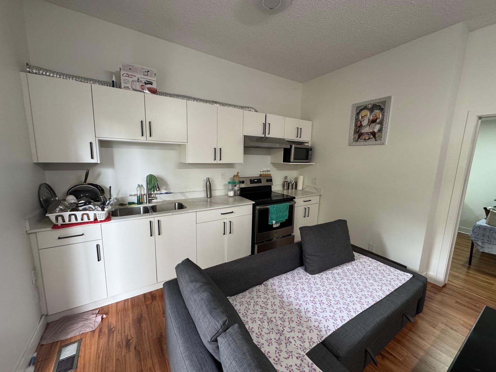 Listing Image 17