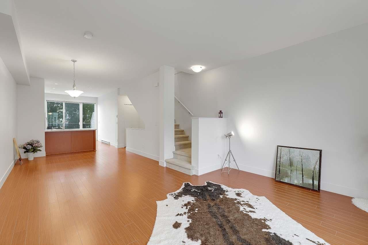 Listing Image 17