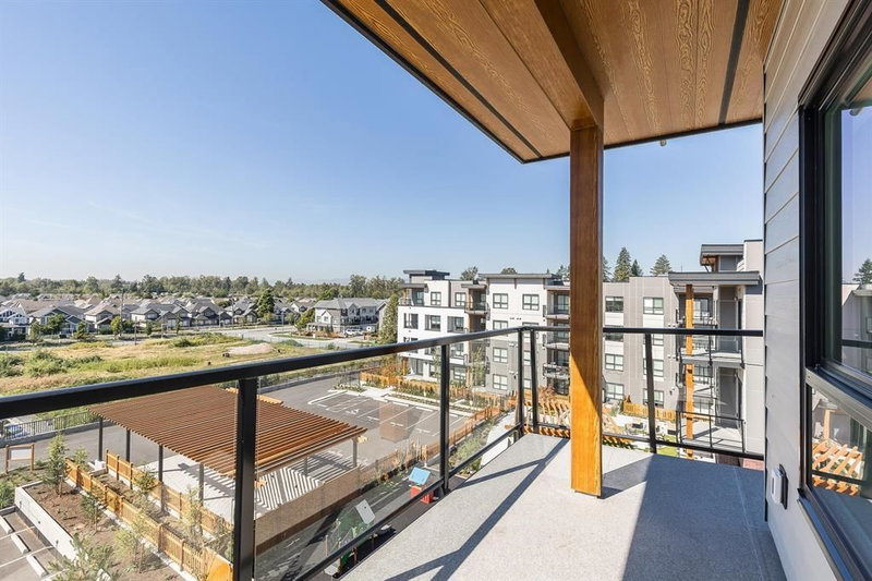 404 - 20286 72b Avenue, Langley, V2Y 3X4 | Image 2