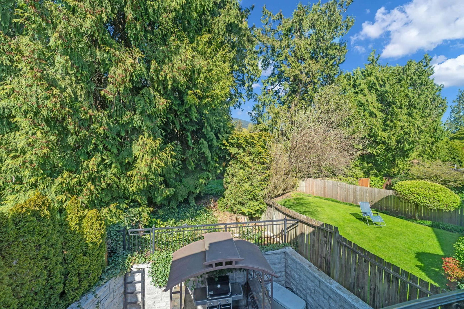 Listing Image 27