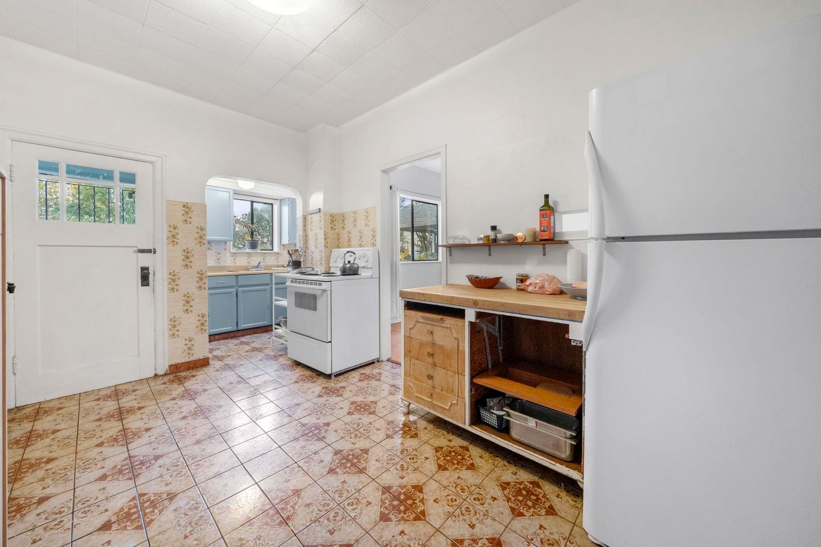 Listing Image 9