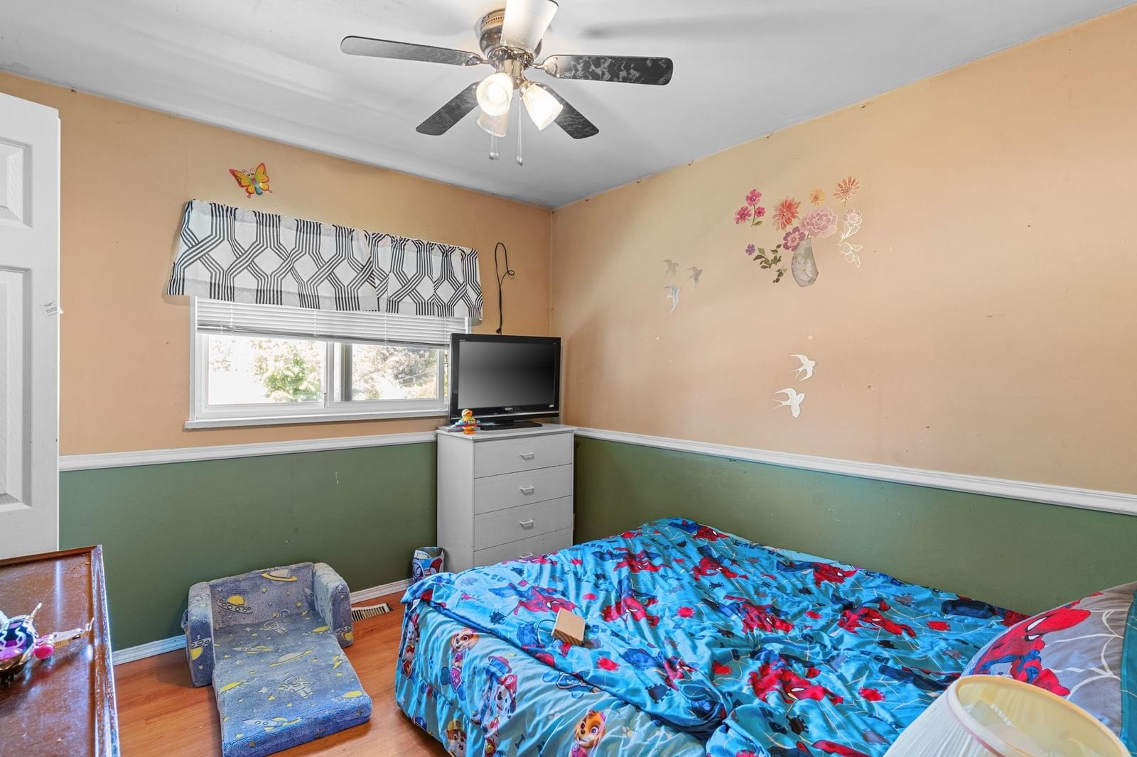 Listing Image 22
