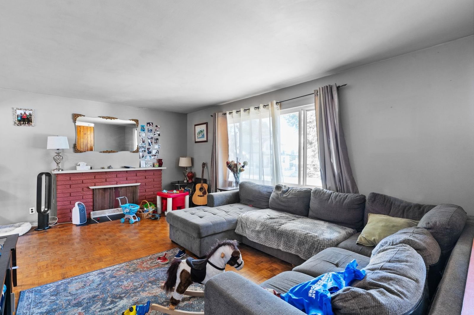 Listing Image 5