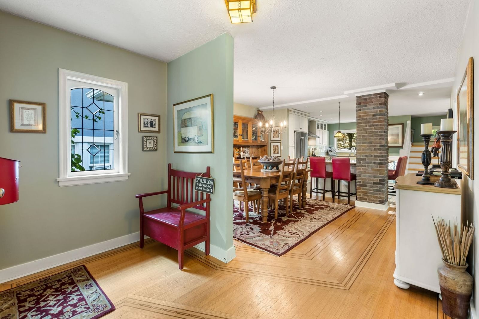 Listing Image 12
