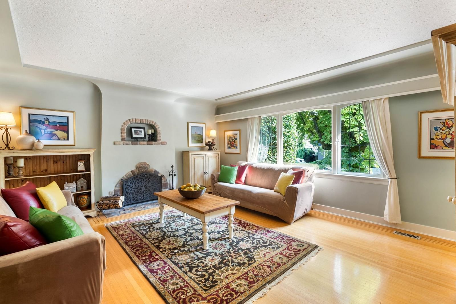Listing Image 13