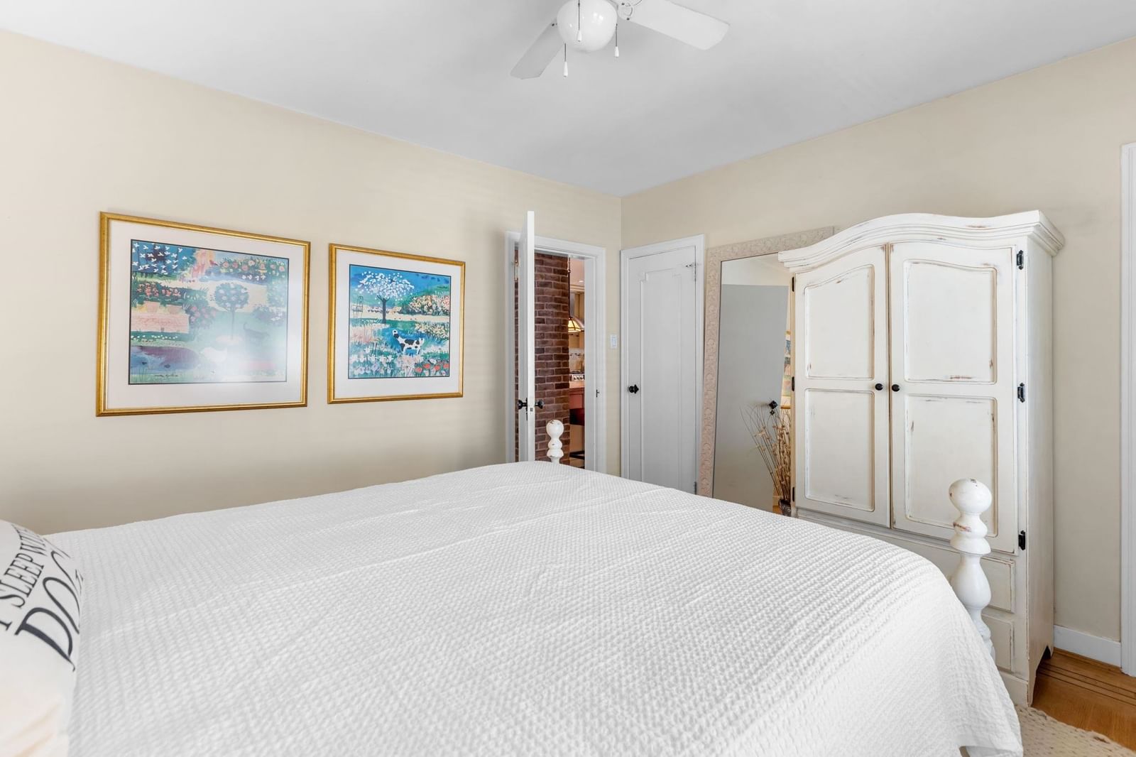 Listing Image 22