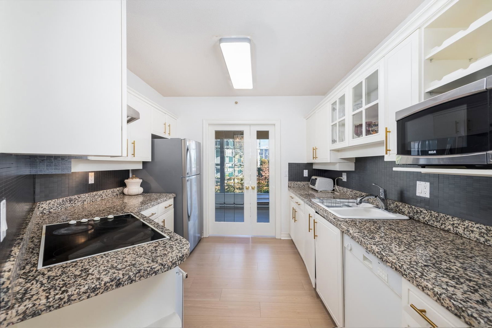 Listing Image 18