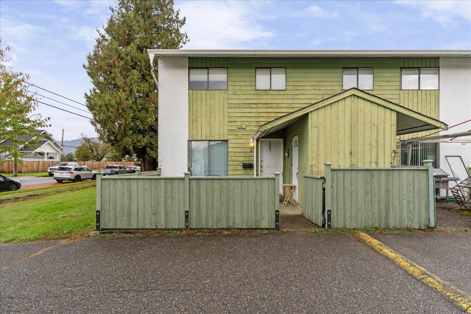 Listing Image 1