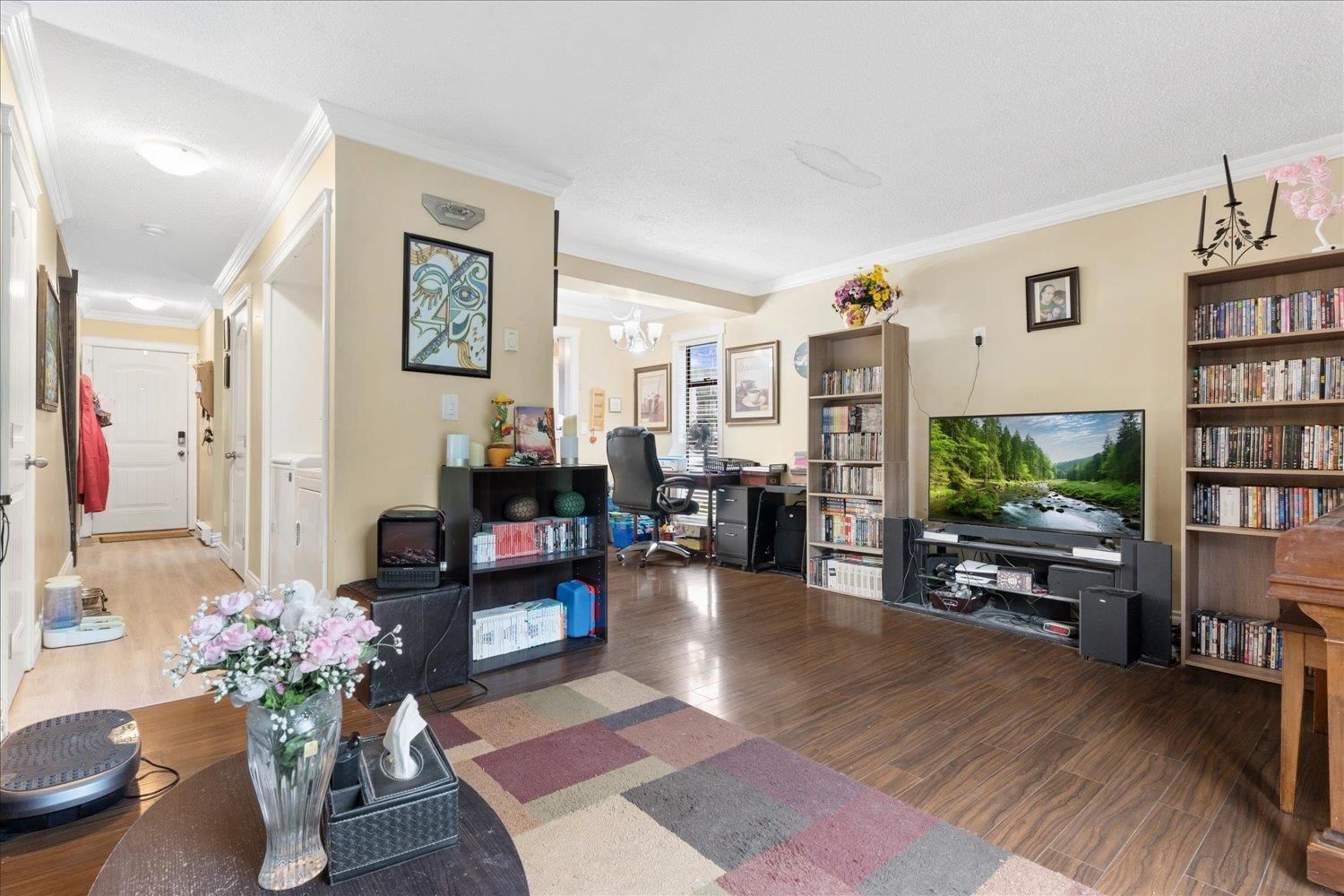 Listing Image 14