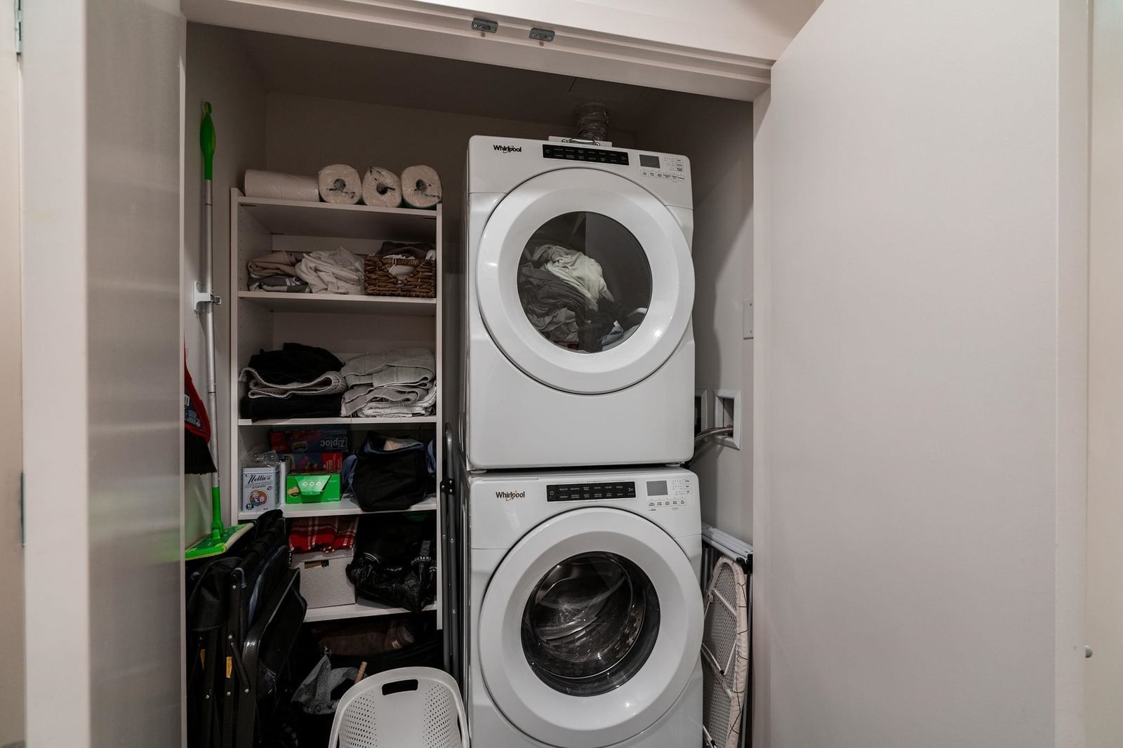 Listing Image 16