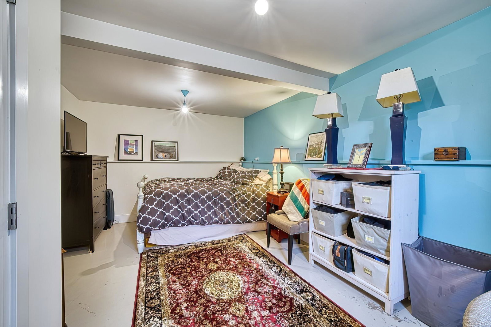 Listing Image 14