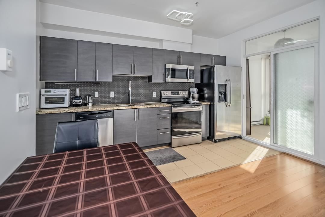 Listing Image 10