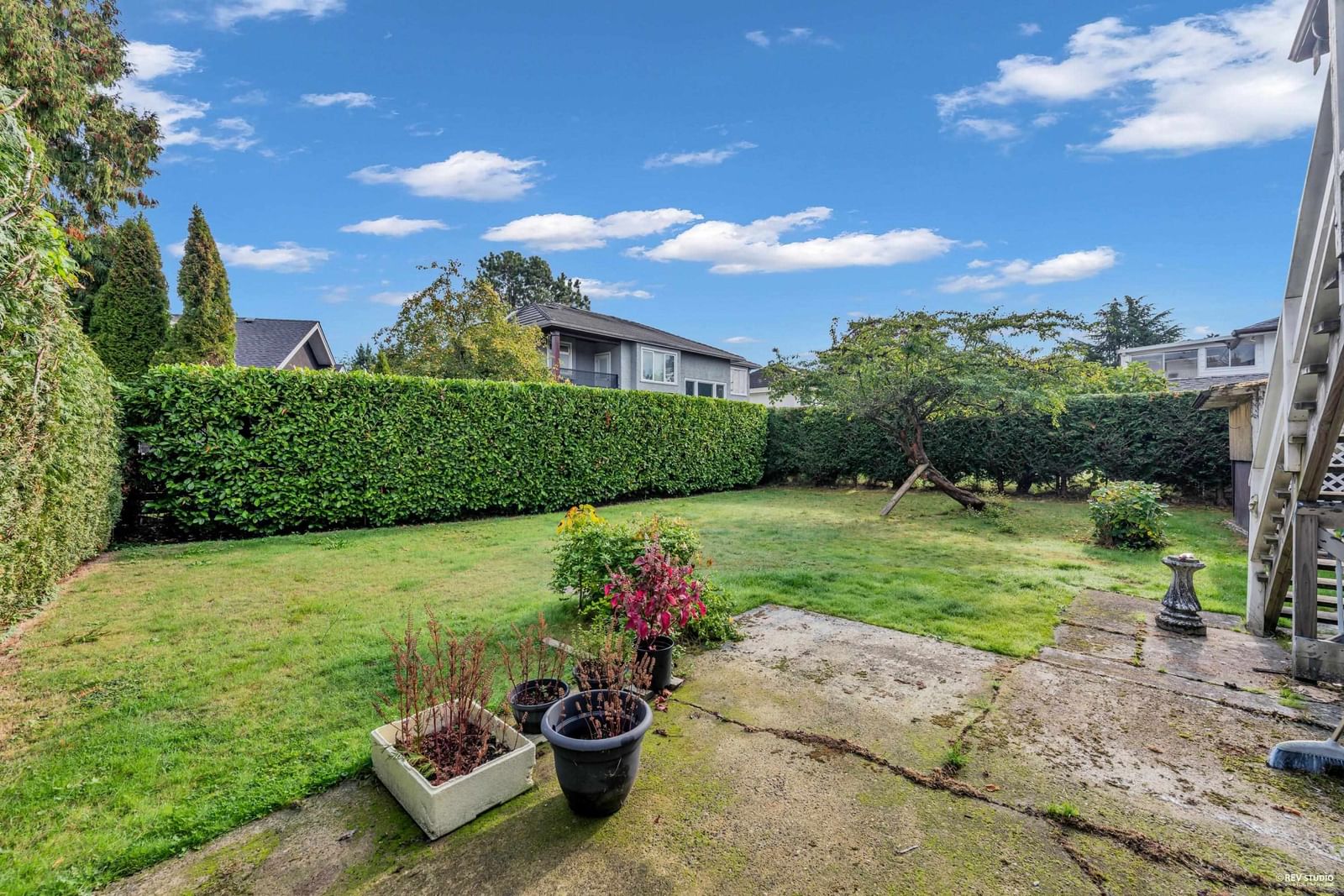 Listing Image 6