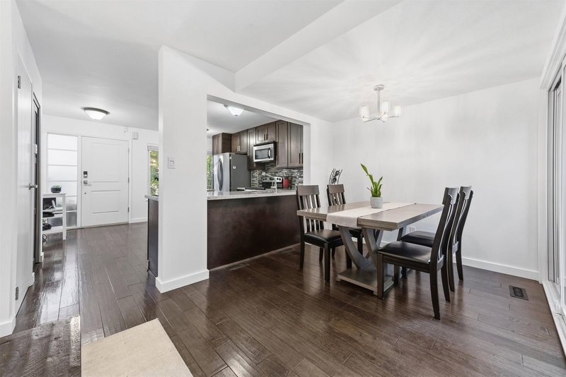 4742 Laurelwood Place, Burnaby, V5G 4B2 | Image 3