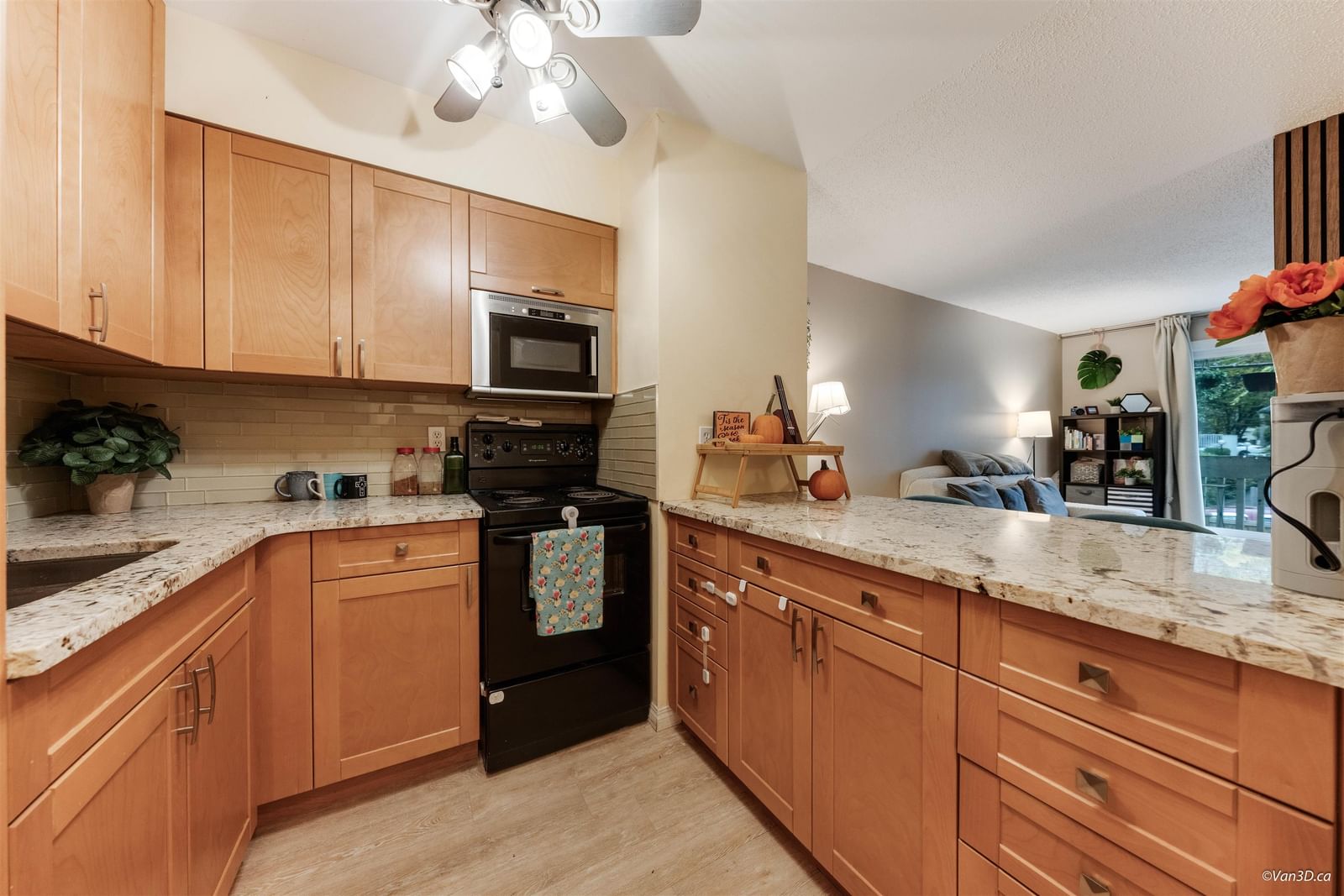 Listing Image 6