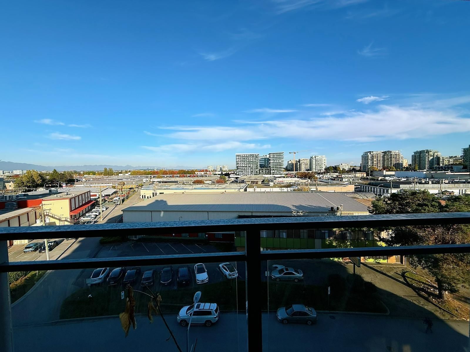 Listing Image 11