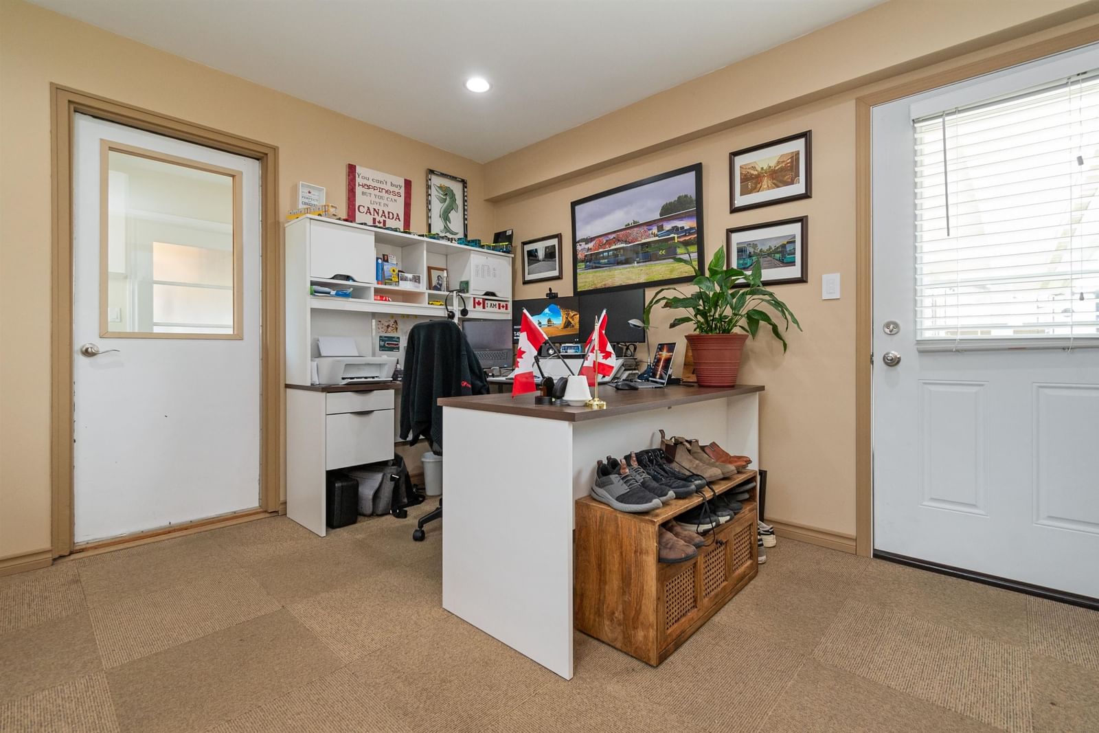 Listing Image 17