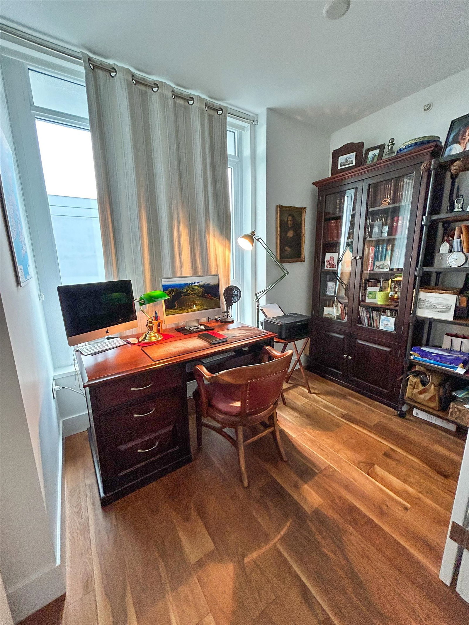 Listing Image 5