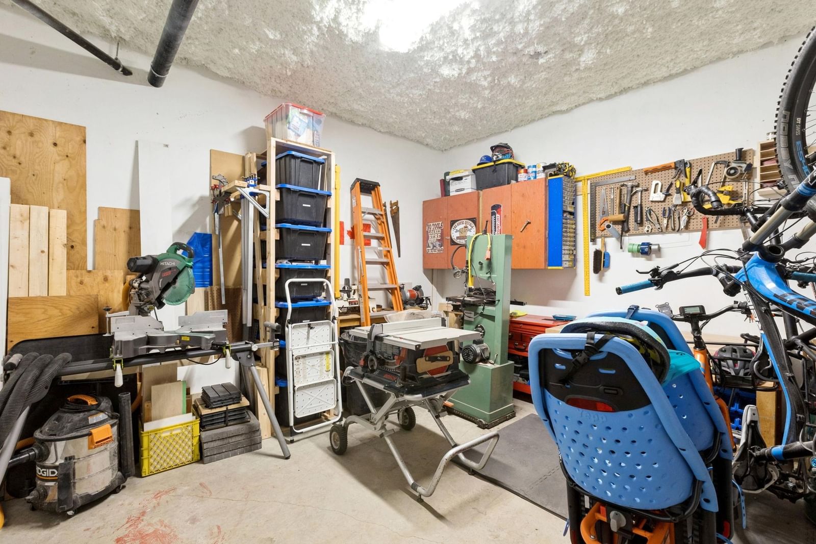 Listing Image 31