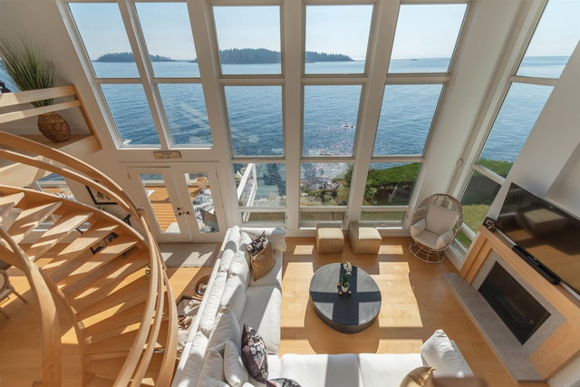 6655 Sunshine Coast Highway