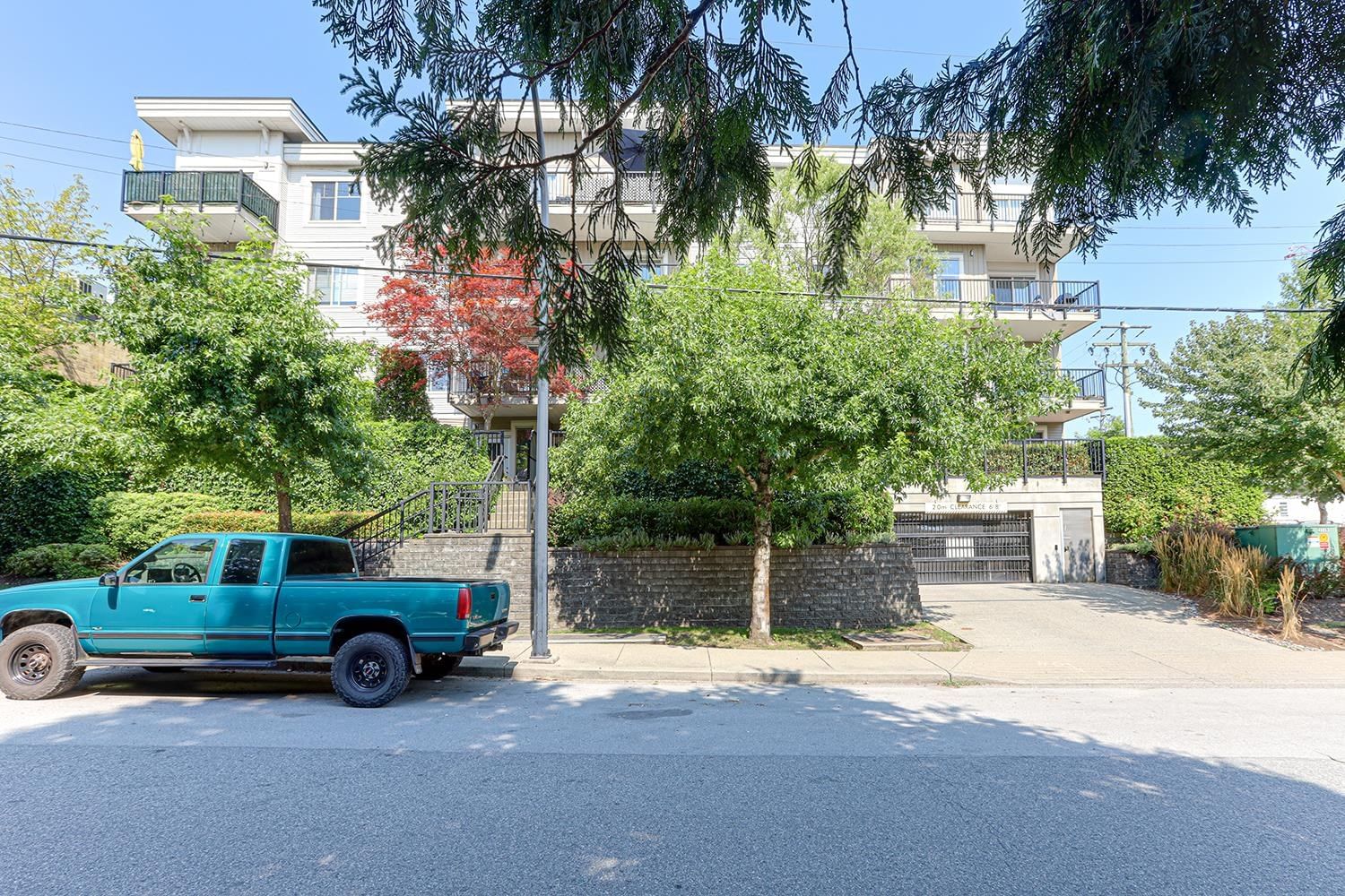 Listing Image 25