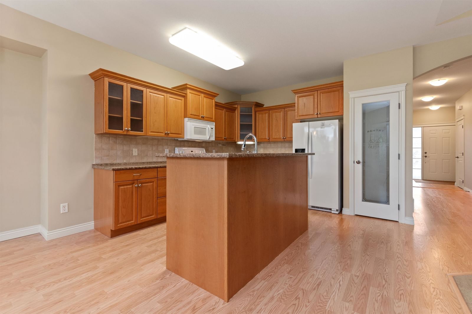 Listing Image 16