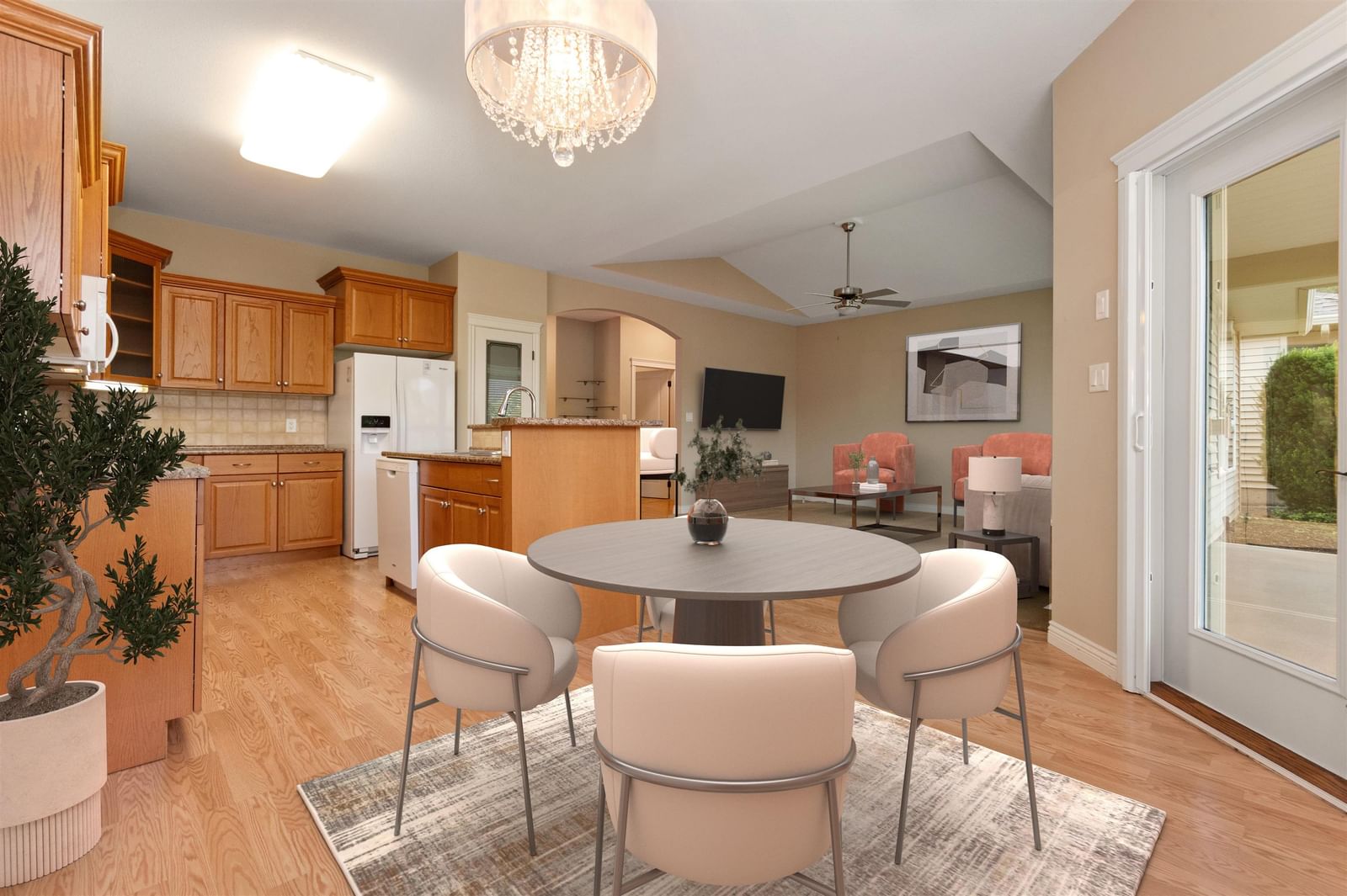 Listing Image 3