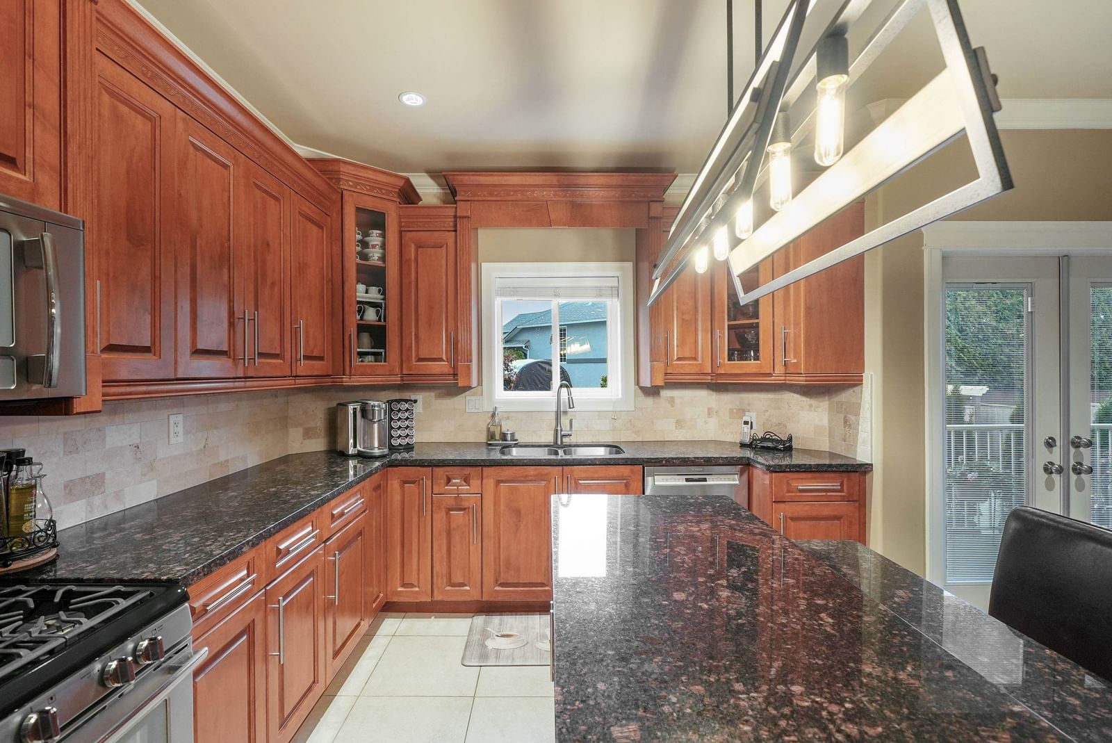 Listing Image 9