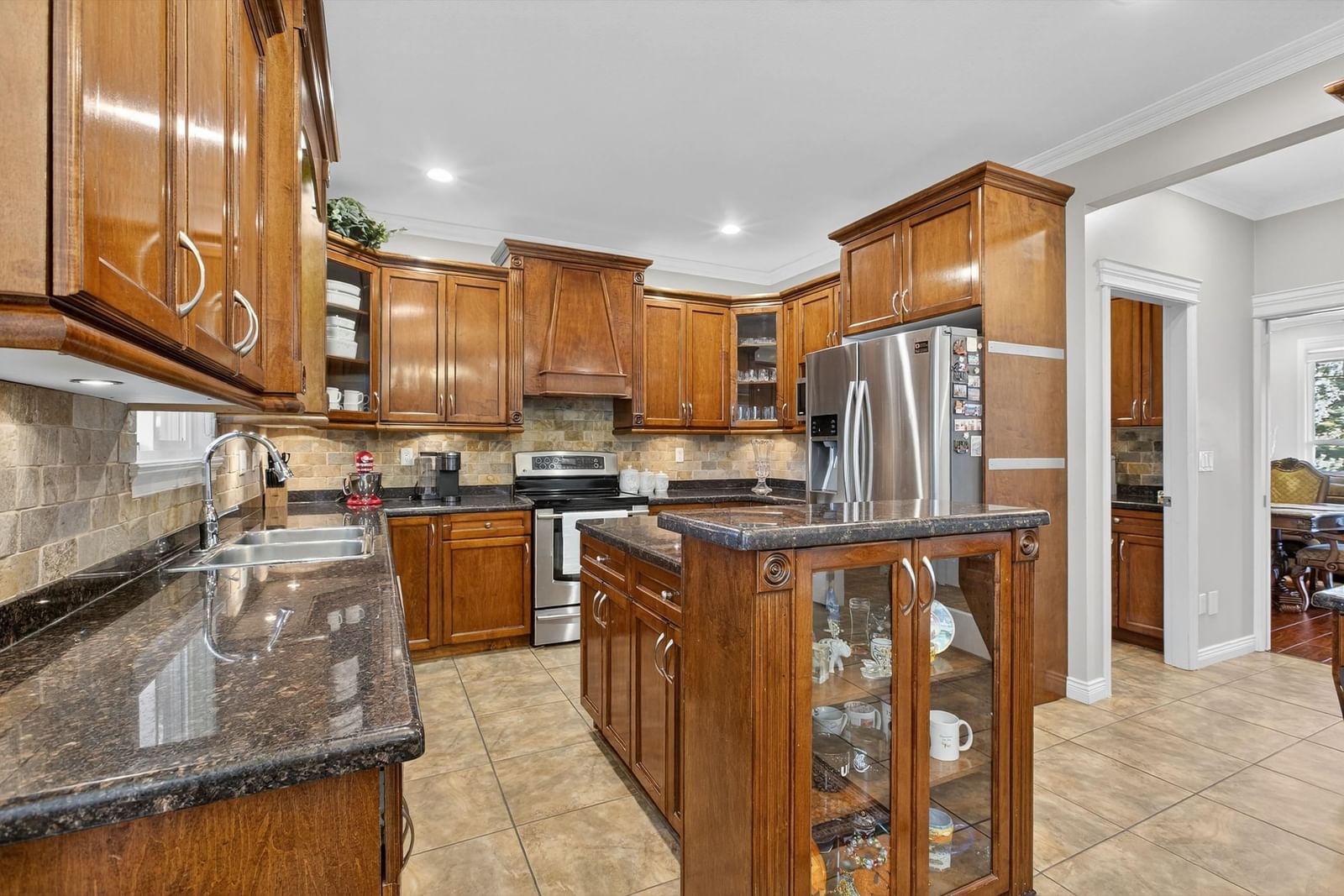 Listing Image 11