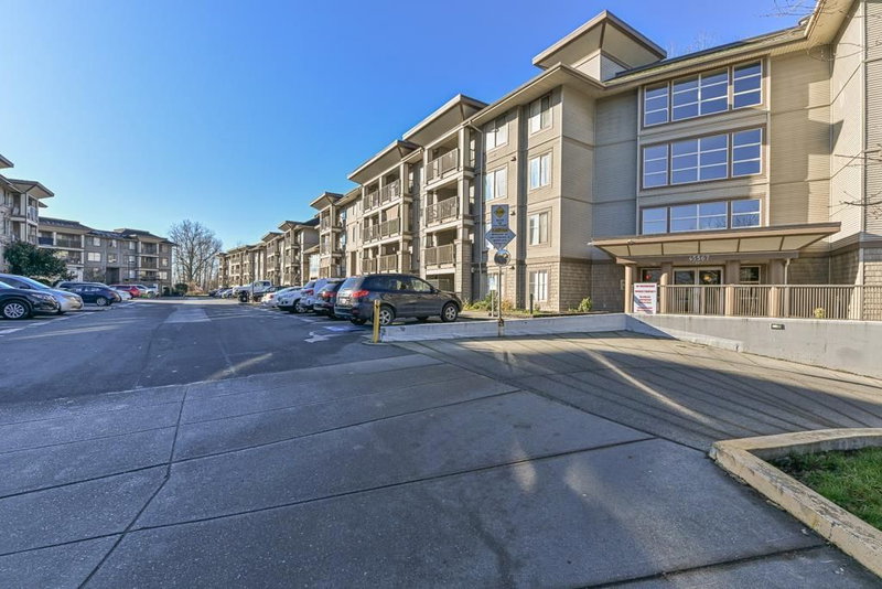 215 - 45567 Yale Road