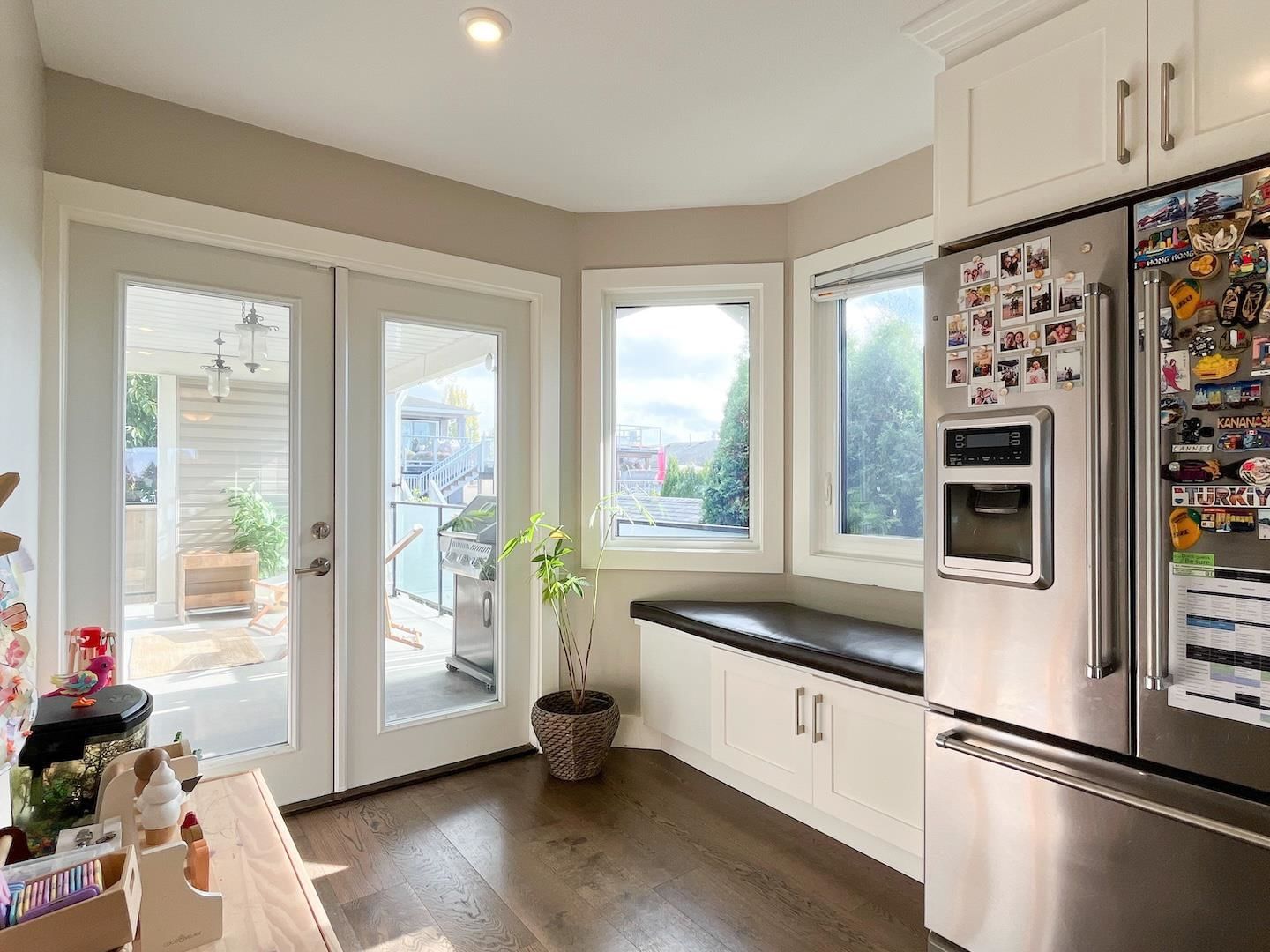 Listing Image 11
