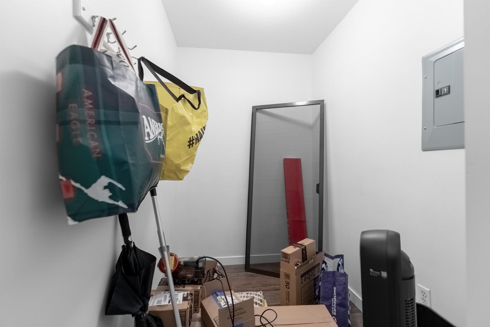 Listing Image 14