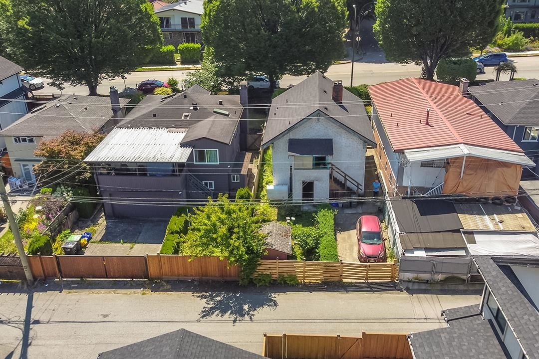 Listing Image 9