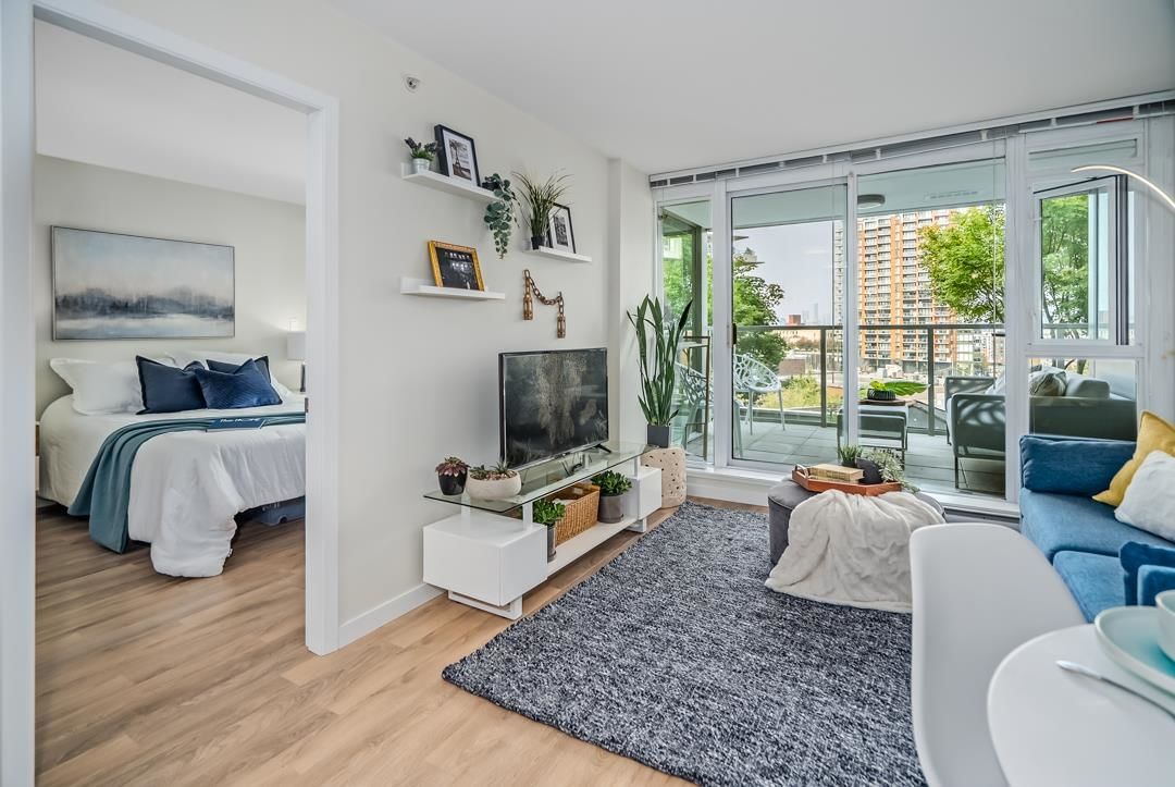 Listing Image 9