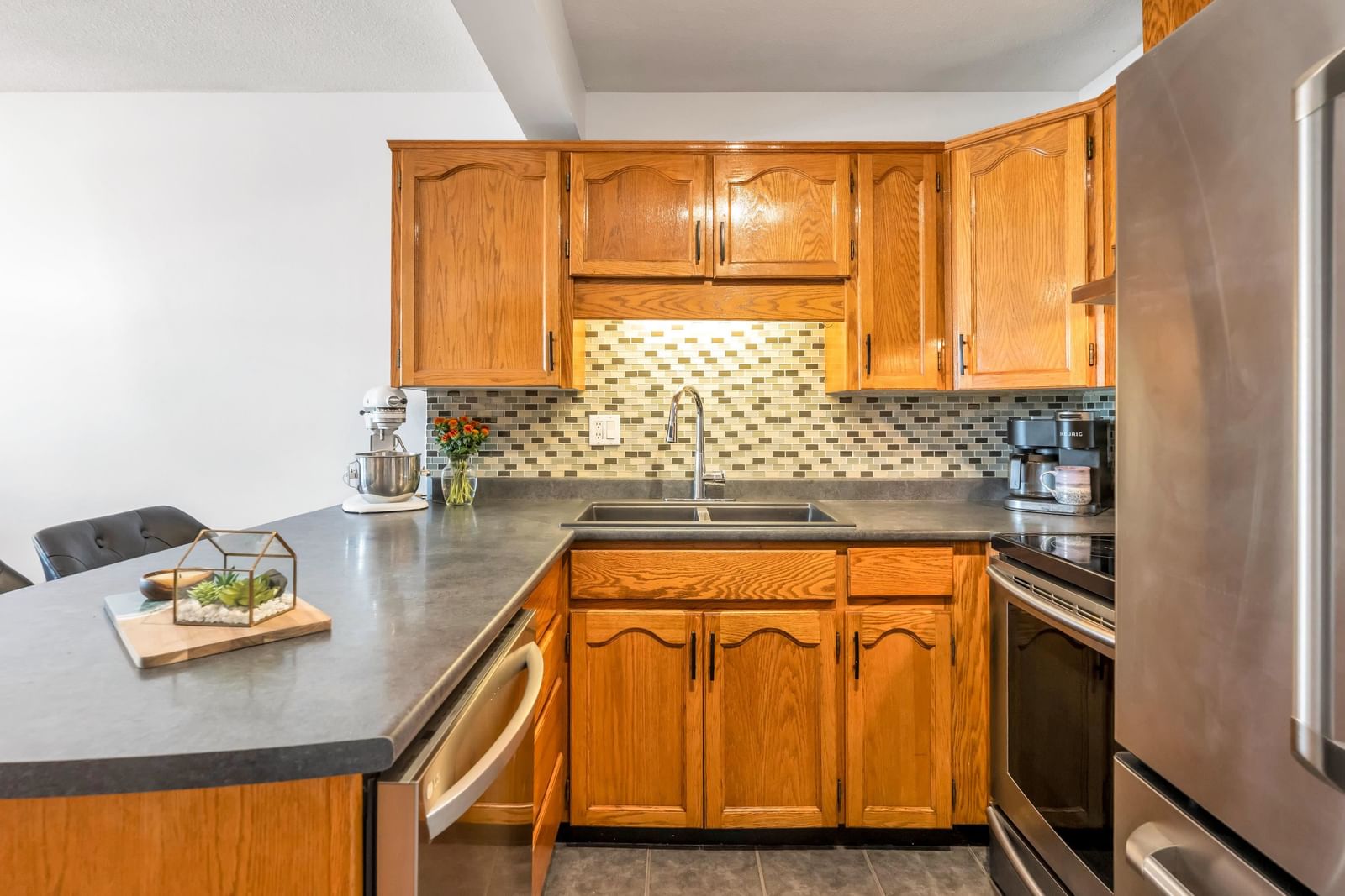 Listing Image 13