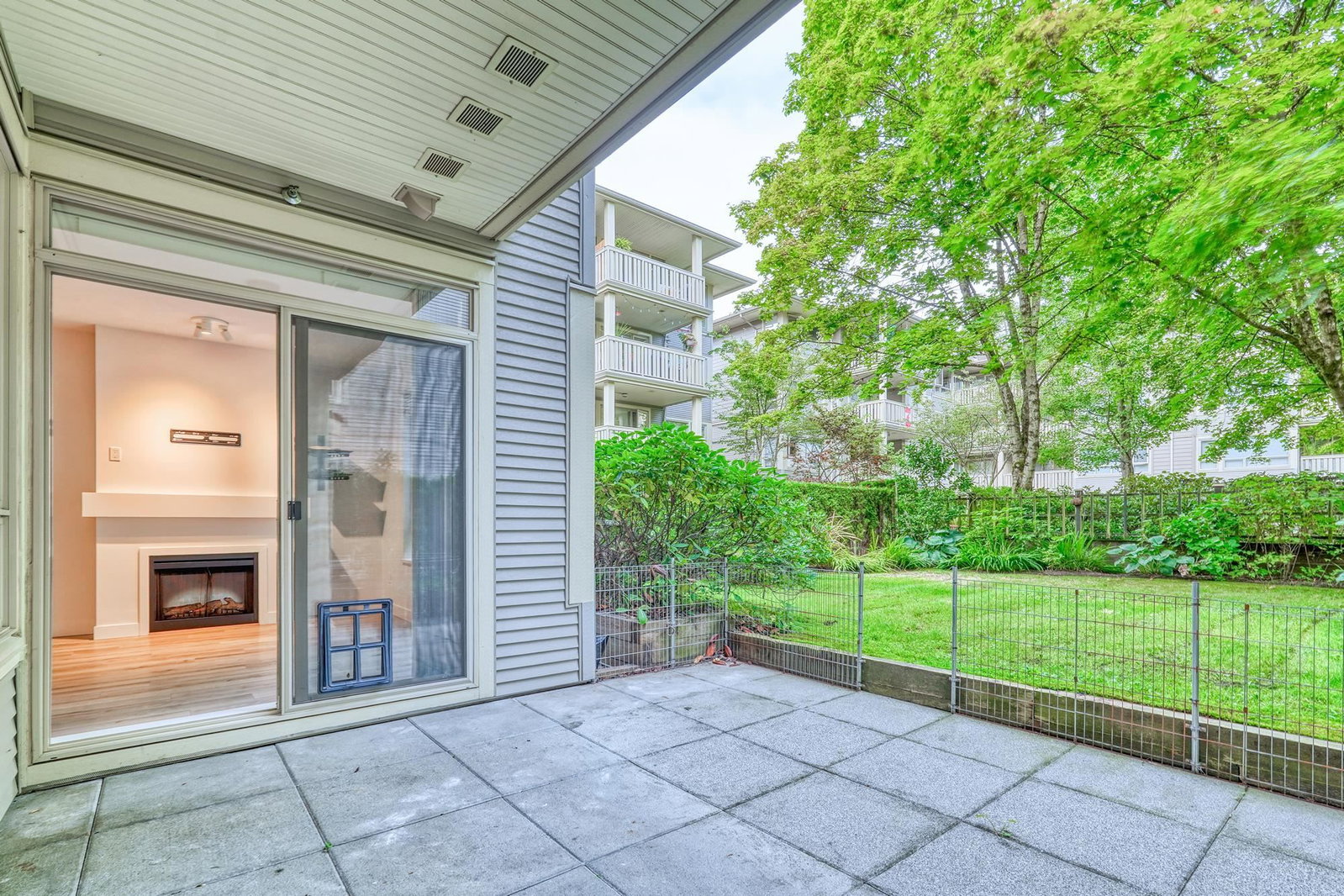 Listing Image 5