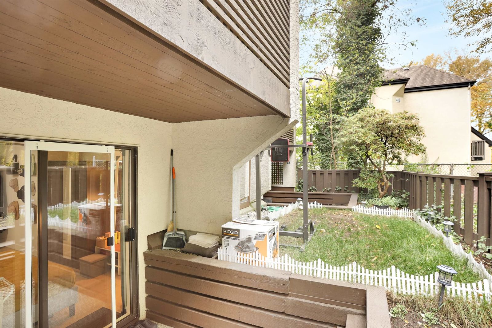 Listing Image 19