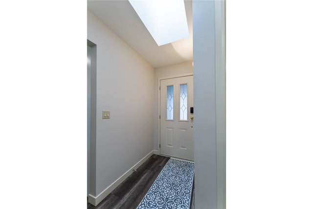 21 - 32615 Murray Avenue