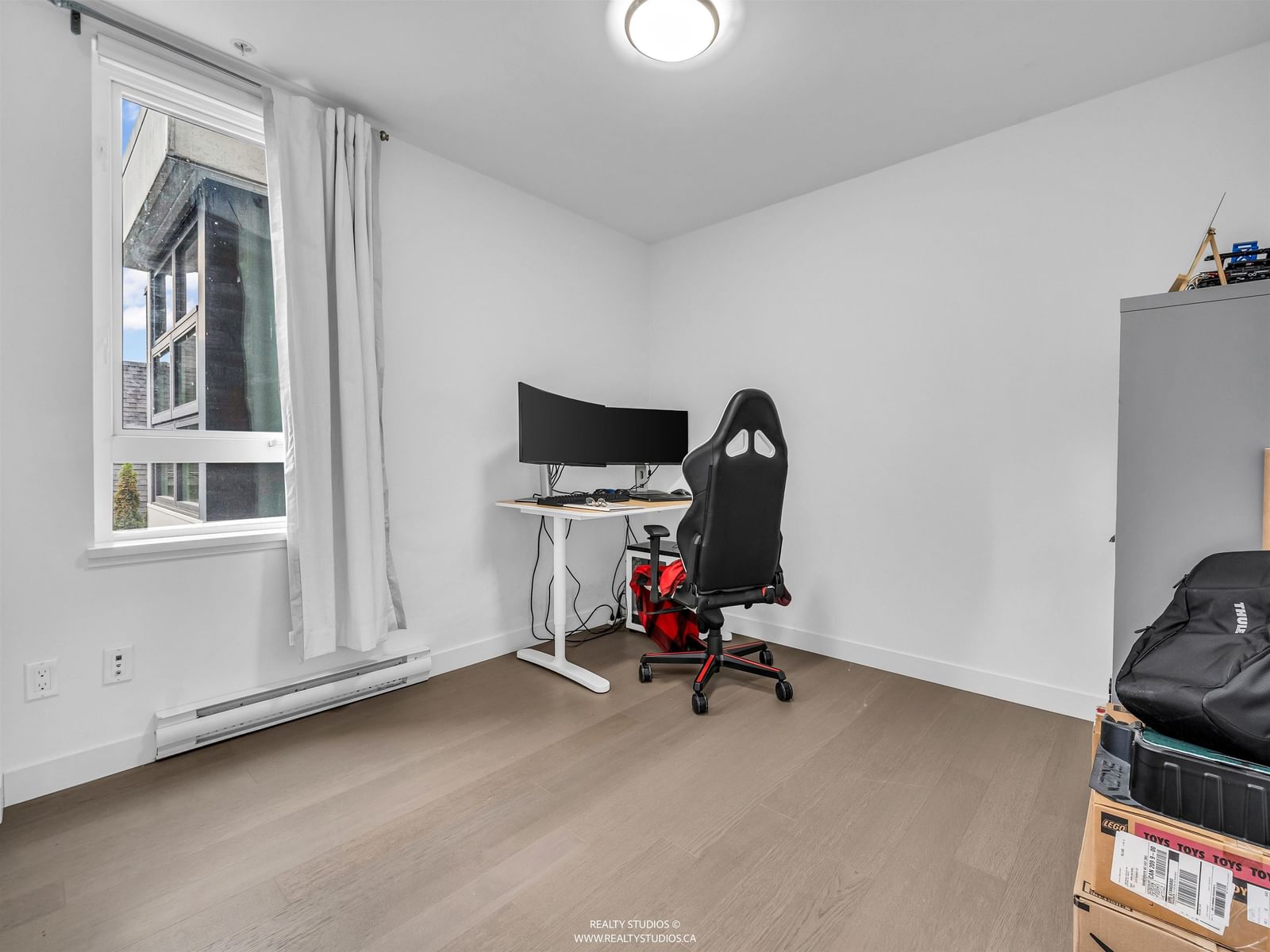 Listing Image 23