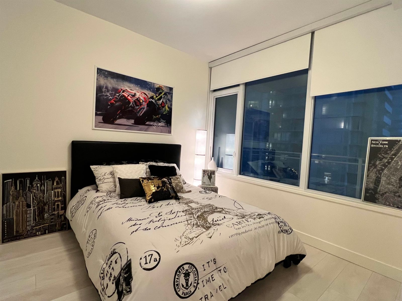 Listing Image 10