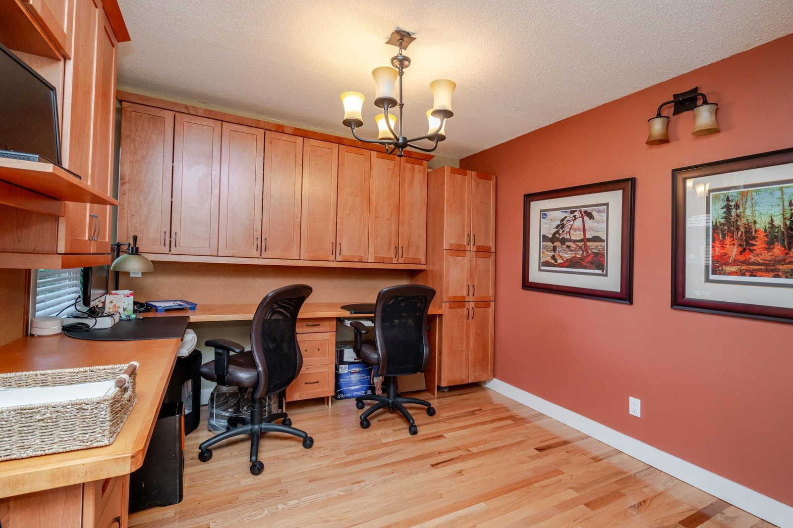 Listing Image 19