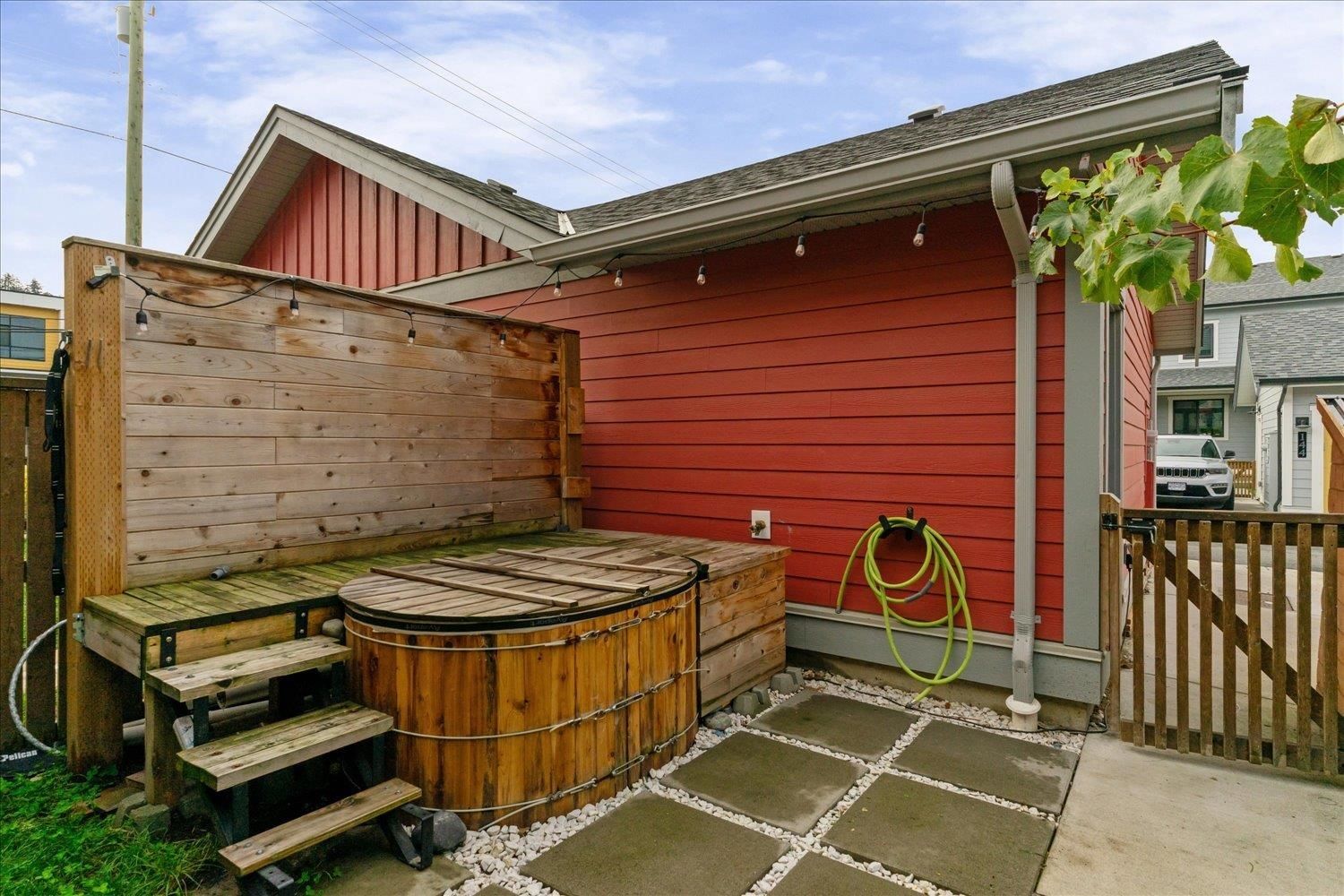 Listing Image 32