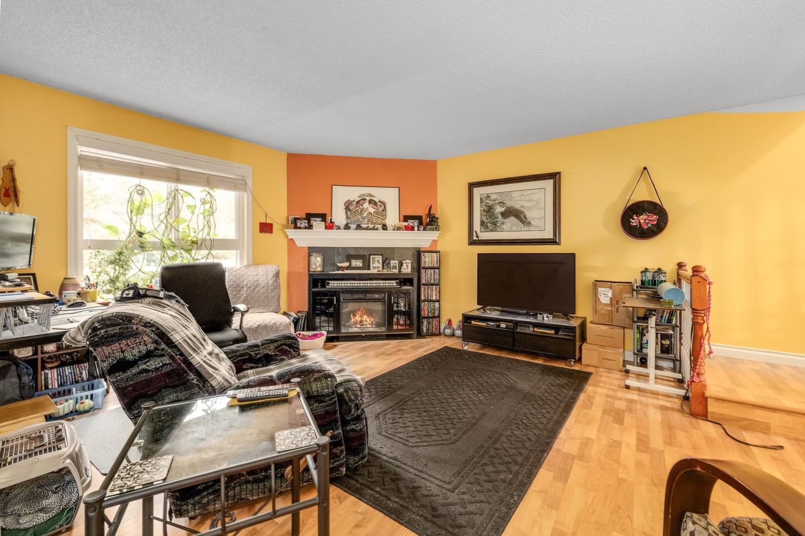 Listing Image 5